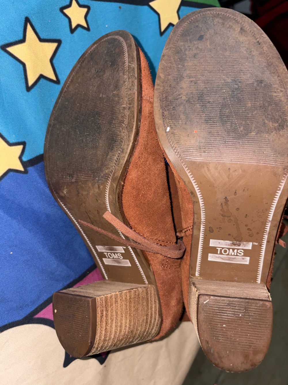 Toms Rust Suede Ankle Booties - Picture 16 of 16